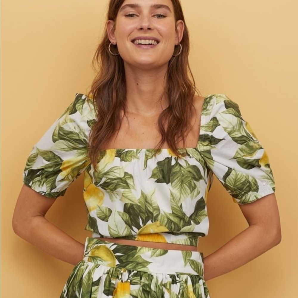 Off the shoulder lemon top h&m crop puff sleeve